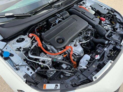 Certified 2025 Honda Civic Sport image 38