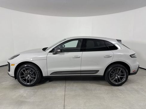Certified 2026 Porsche Macan Turbo AWD/4WD image 2