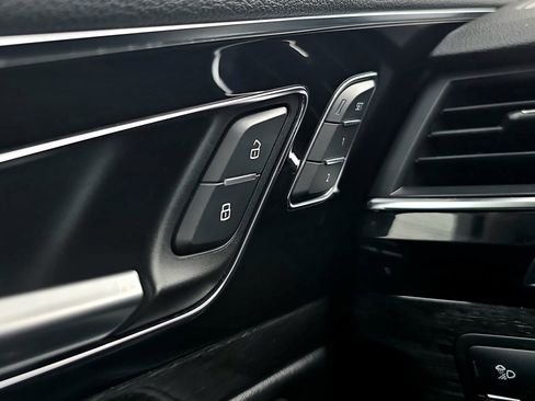 Used 2019 Audi Q7 3.0T Premium Plus image 10