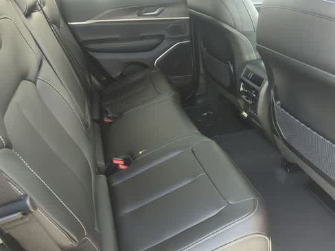 New 2026 Jeep Grand Cherokee Limited w/ Limited Altitude Package image 16