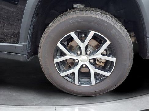 Used 2024 Jeep Grand Cherokee Limited AWD/4WD image 18