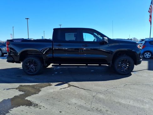 New 2026 Chevrolet Silverado 1500 Custom Trail Boss w/ LPO, Dark Essentials Package AWD/4WD image 6