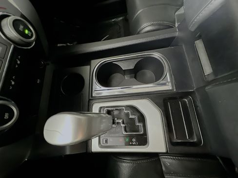Used 2019 Toyota Tundra Limited image 24