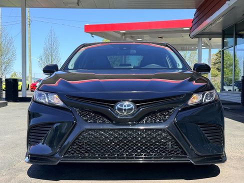 Used 2021 Toyota Camry TRD w/ TRD Package w/JBL Audio image 7