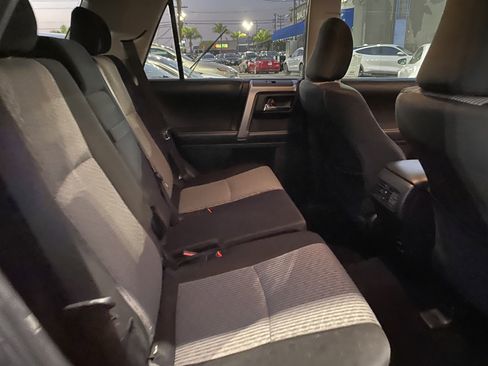 Used 2016 Toyota 4Runner SR5 image 23