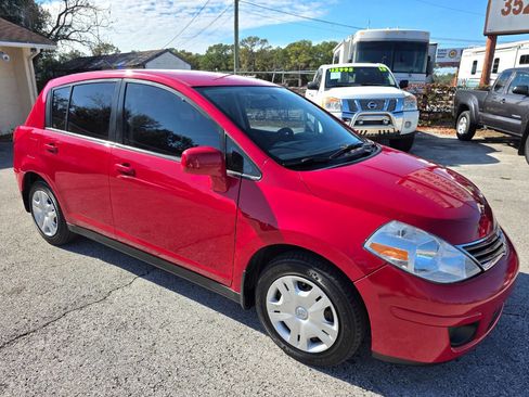 Used 2011 Nissan Versa 1.8 S w/ Plus Pkg image 5