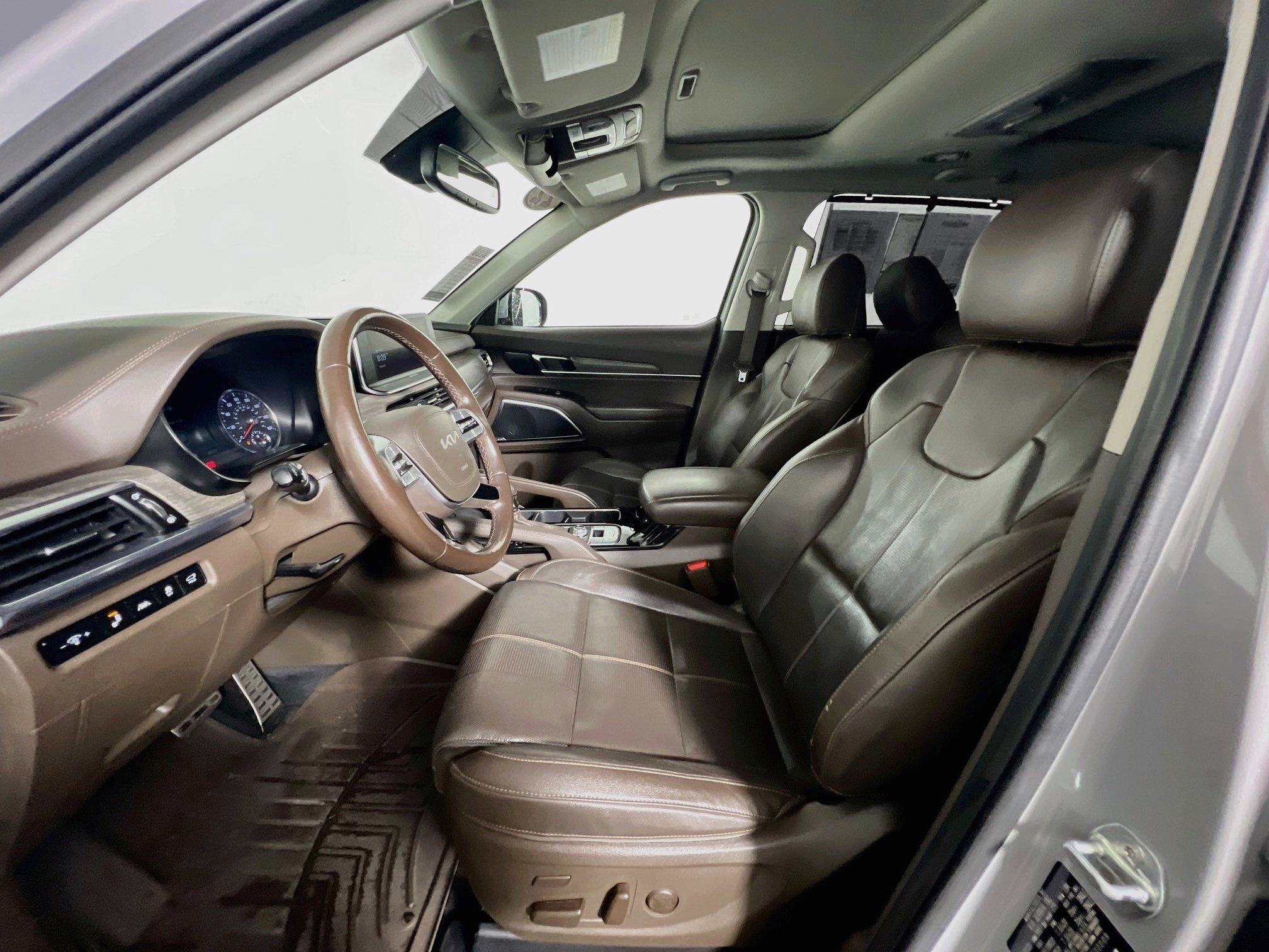 Used 2022 Kia Telluride SX w/ Nightfall Edition Package AWD/4WD image 14