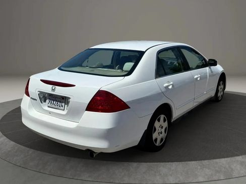 Used 2007 Honda Accord LX image 12