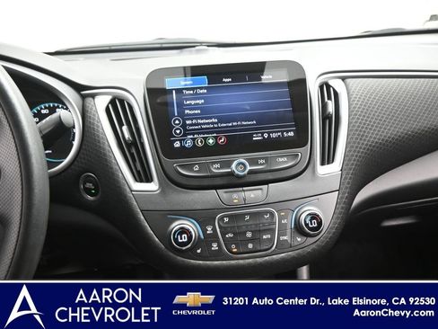 New 2024 Chevrolet Malibu LT FWD image 9