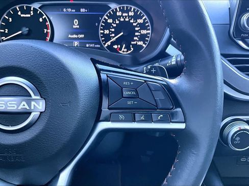 Used 2024 Nissan Altima 2.5 SR FWD image 25