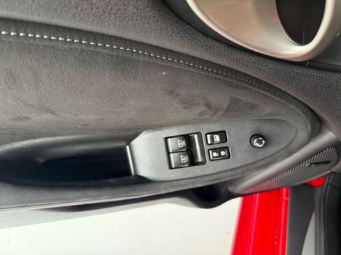 Used 2015 Nissan 370Z Touring Sport RWD image 31