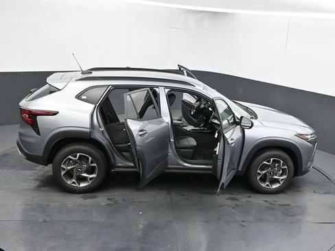 New 2026 Chevrolet Trax LT w/ Driver Confidence Package FWD image 64