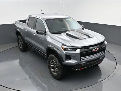 Used 2024 Chevrolet Colorado ZR2 image 19