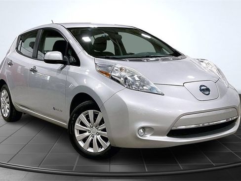 Used 2015 Nissan Leaf S w/ Charge Package image 12