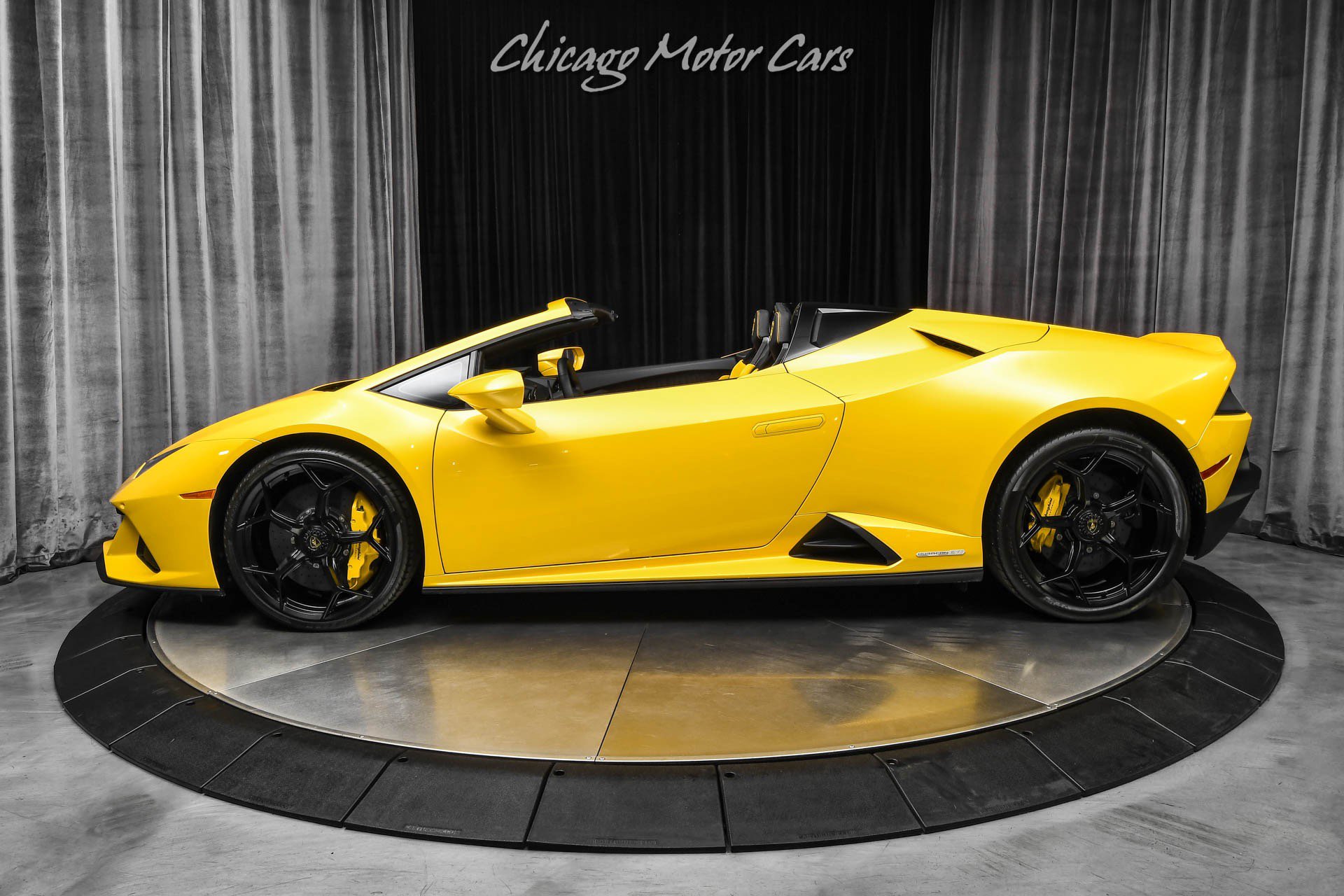 Used 2024 Lamborghini Huracan EVO AWD/4WD image 29
