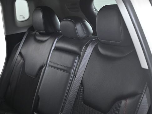 Used 2019 Jeep Compass Trailhawk image 27