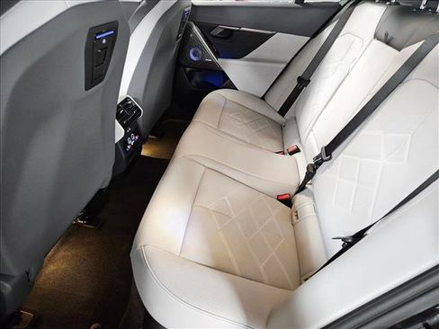 New 2026 BMW 530i w/ Premium Package image 14