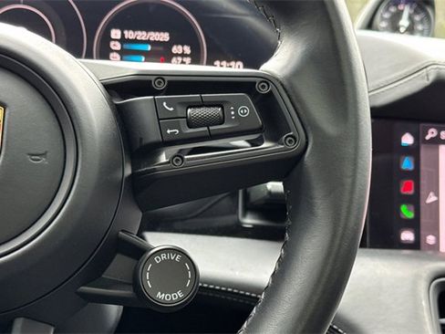 Used 2022 Porsche Taycan GTS image 29