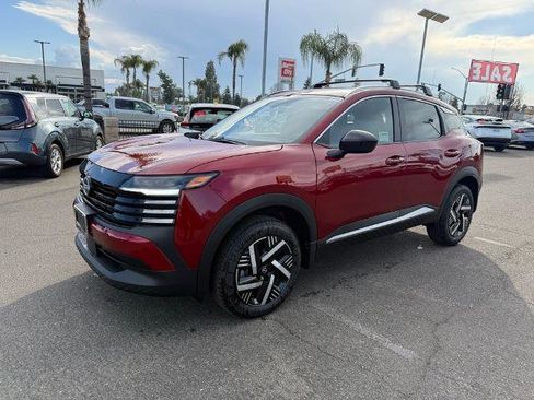 New 2026 Nissan Kicks SV w/ Cold Weather Package image 3