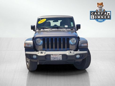 Used 2022 Jeep Wrangler Unlimited Sport AWD/4WD image 2