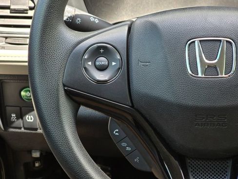Used 2021 Honda HR-V LX image 22