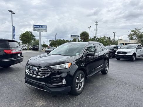 Certified 2022 Ford Edge SEL w/ Convenience Package AWD/4WD image 3