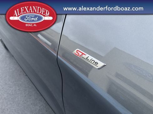 Used 2025 Ford Explorer ST-Line RWD image 7