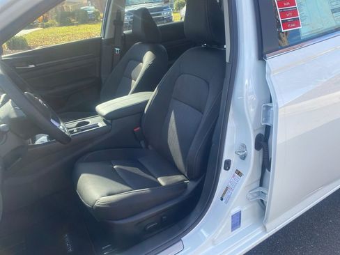 New 2025 Nissan Altima 2.5 SV w/ SV Special Edition Package image 12