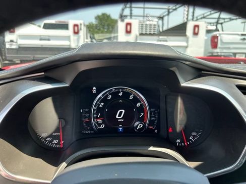 Used 2015 Chevrolet Corvette Z06 w/ 3LZ Preferred Equipment Group RWD image 21