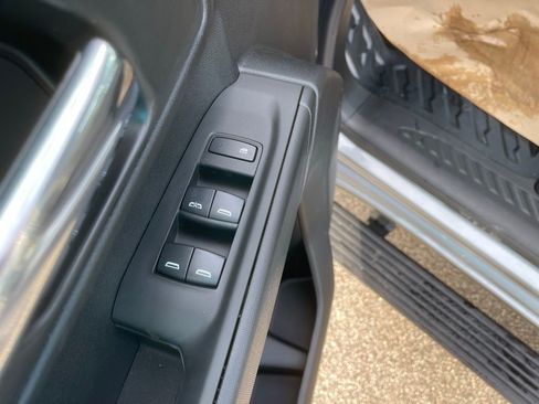 New 2026 Chevrolet Silverado 1500 W/T AWD/4WD image 10