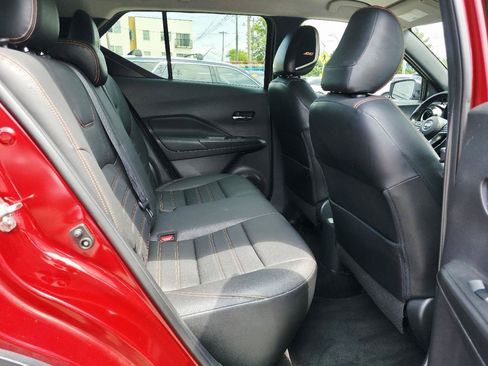 Used 2019 Nissan Kicks SR w/ SR Premium Package FWD image 14