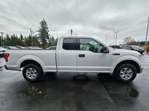 Used 2016 Ford F150 XLT w/ Equipment Group 301A Mid image 6