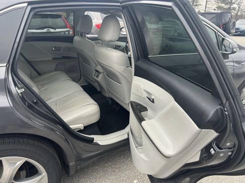 Used 2015 Toyota Venza Limited AWD/4WD image 11