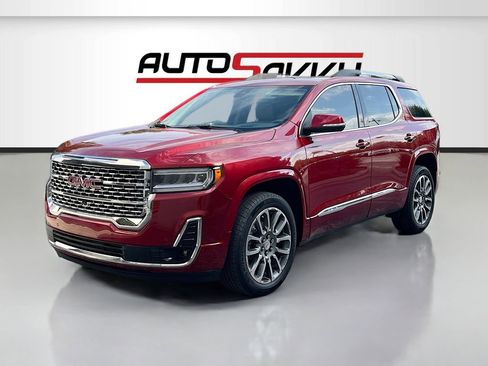 Used 2022 GMC Acadia Denali w/ Denali Ultimate Package FWD image 3