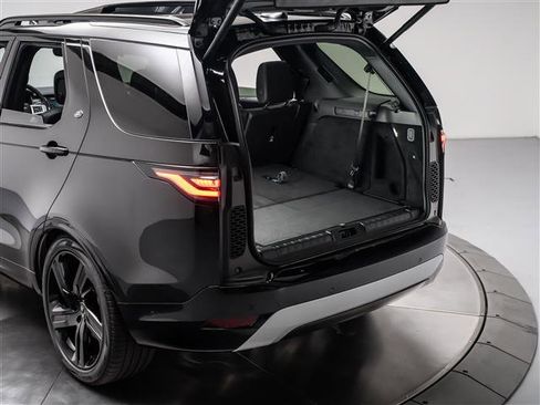 New 2026 Land Rover Discovery Limited Edition AWD/4WD image 35