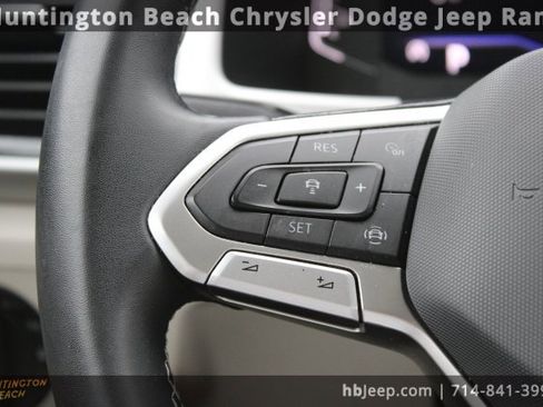 Used 2022 Volkswagen Atlas SE image 16