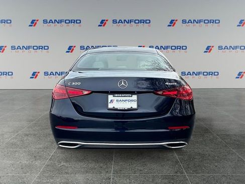 Used 2023 Mercedes-Benz C 300 4MATIC Sedan image 4