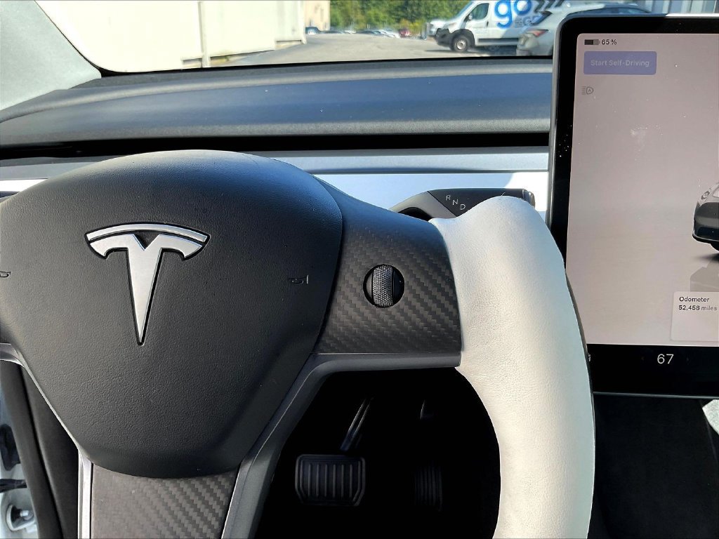 Used 2024 Tesla Model Y Long Range AWD/4WD image 13