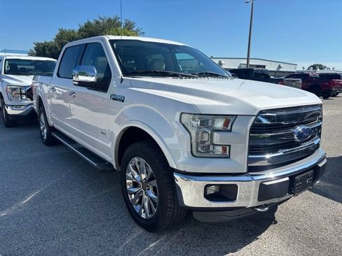 Used 2015 Ford F150 Lariat w/ Equipment Group 502A Luxury AWD/4WD image 3