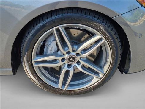 Used 2018 Mercedes-Benz E 300 image 23