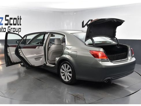 Used 2011 Toyota Avalon Limited FWD image 27