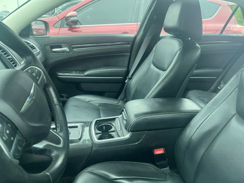 Used 2016 Chrysler 300 Limited AWD/4WD image 5