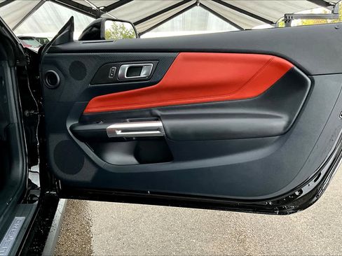 Used 2024 Ford Mustang Premium image 21