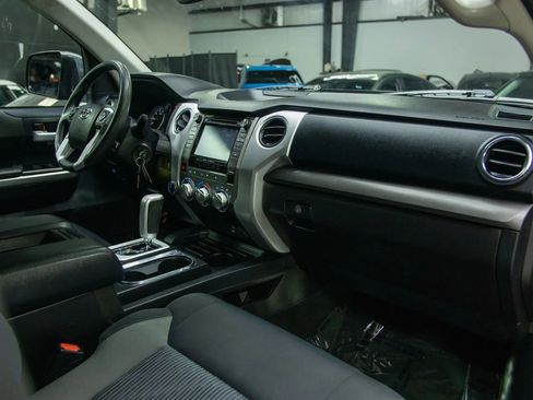 Used 2015 Toyota Tundra SR5 w/ TRD Off Road Package image 32