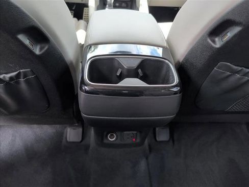 Used 2022 Kia Telluride SX w/ SX Prestige Package AWD/4WD image 25