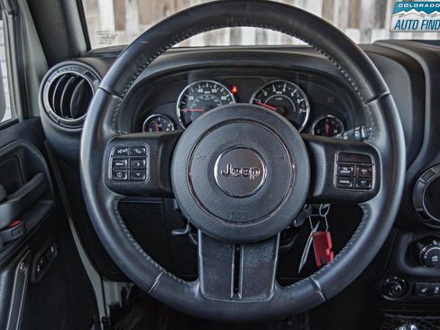 Used 2018 Jeep Wrangler Unlimited Sport S image 12