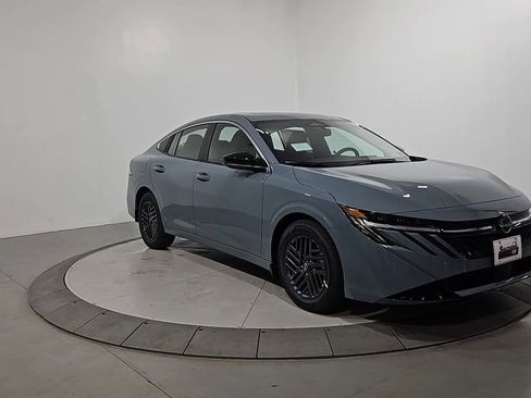 New 2026 Nissan Sentra SV FWD image 7