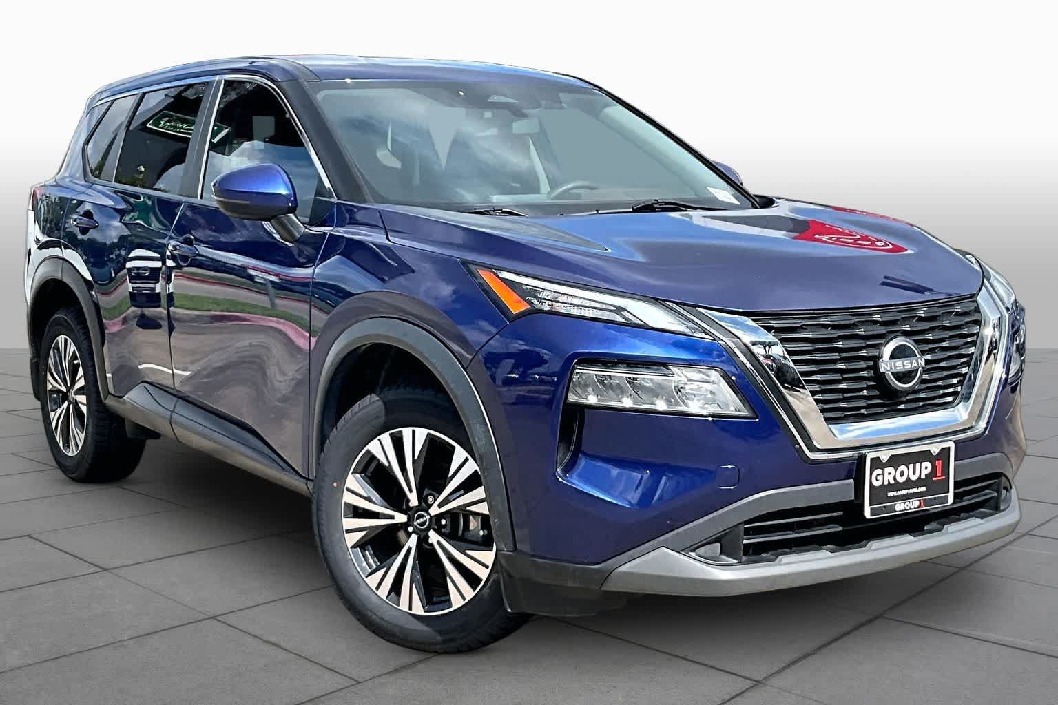 Used 2023 Nissan Rogue SV FWD image 4