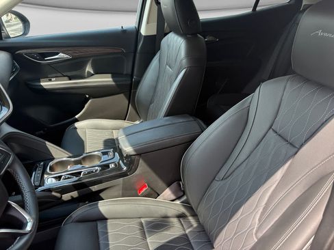 Used 2023 Buick Envision Avenir FWD image 9