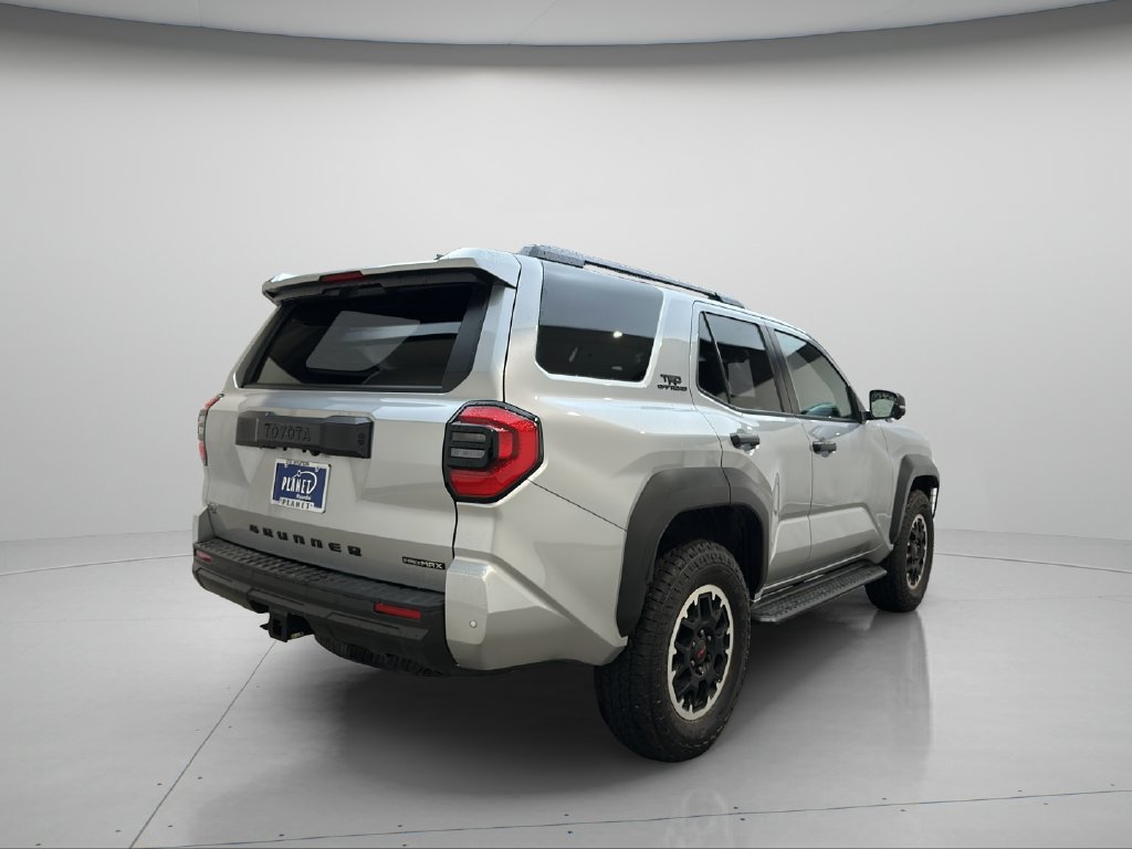 Used 2025 Toyota 4Runner TRD Off-Road Premium AWD/4WD image 7
